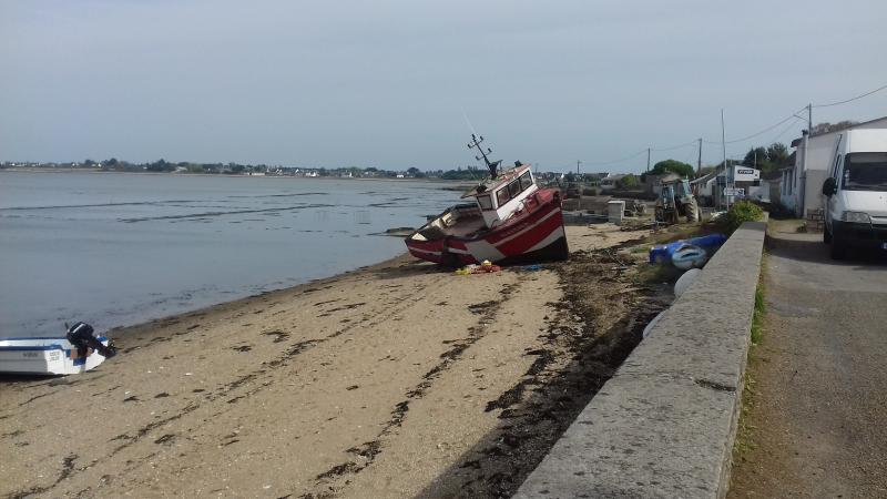 Cliquez sur l'image pour la voir en taille réelle 

Nom : 		20160924_142853.jpg 
Affichages :	1 
Taille :		52,6 Ko 
ID : 			392950