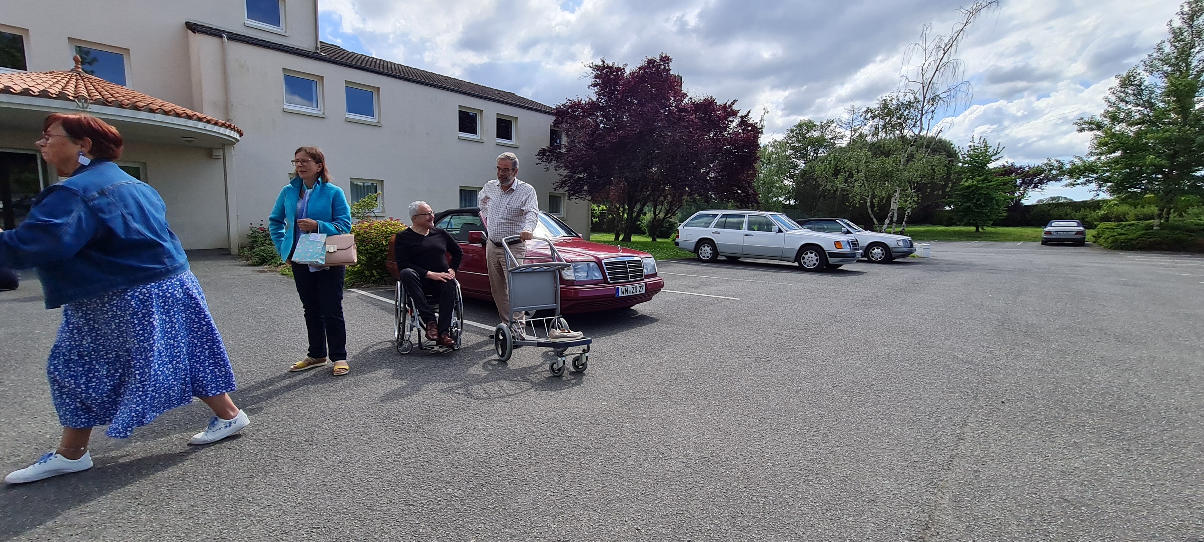 Cliquez sur l'image pour la voir en taille réelle 

Nom : 		20240524_165903.jpg 
Affichages :	418 
Taille :		1,94 Mo 
ID : 			473408